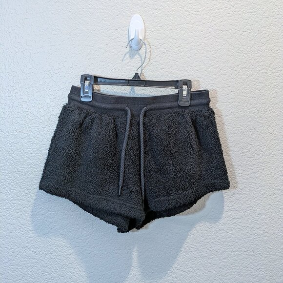 Forever 21 black fuzzy pajama shorts - Size Small - Picture 1 of 4